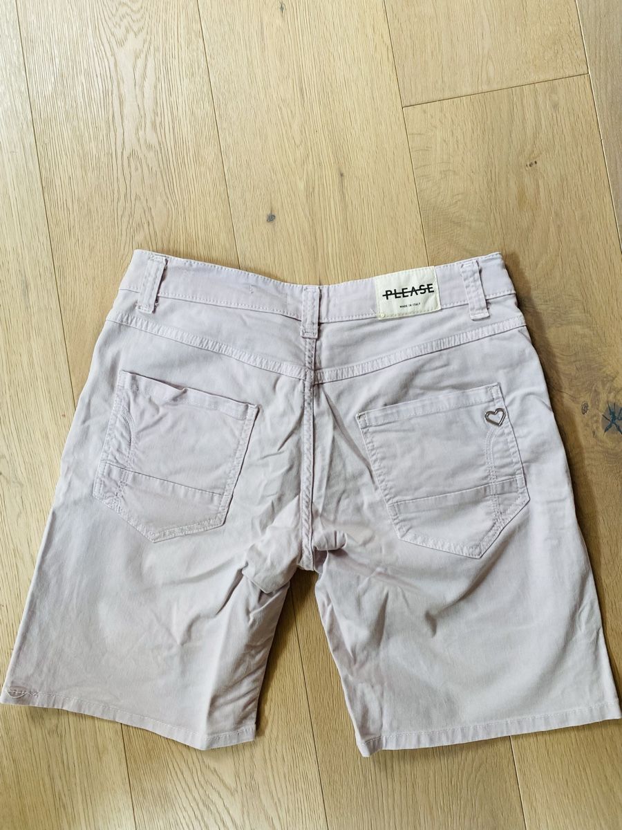 Please Jeans Pantaloni: PLEASE Shorts – Usato da Winterthur venduto da Jacca 2