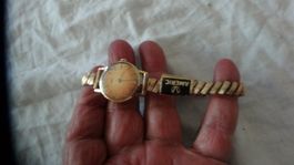 ALPINA SEHR KLEINE DAMEN UHR.HANDAUFZEUG.17J.LAUFT--23X33MM