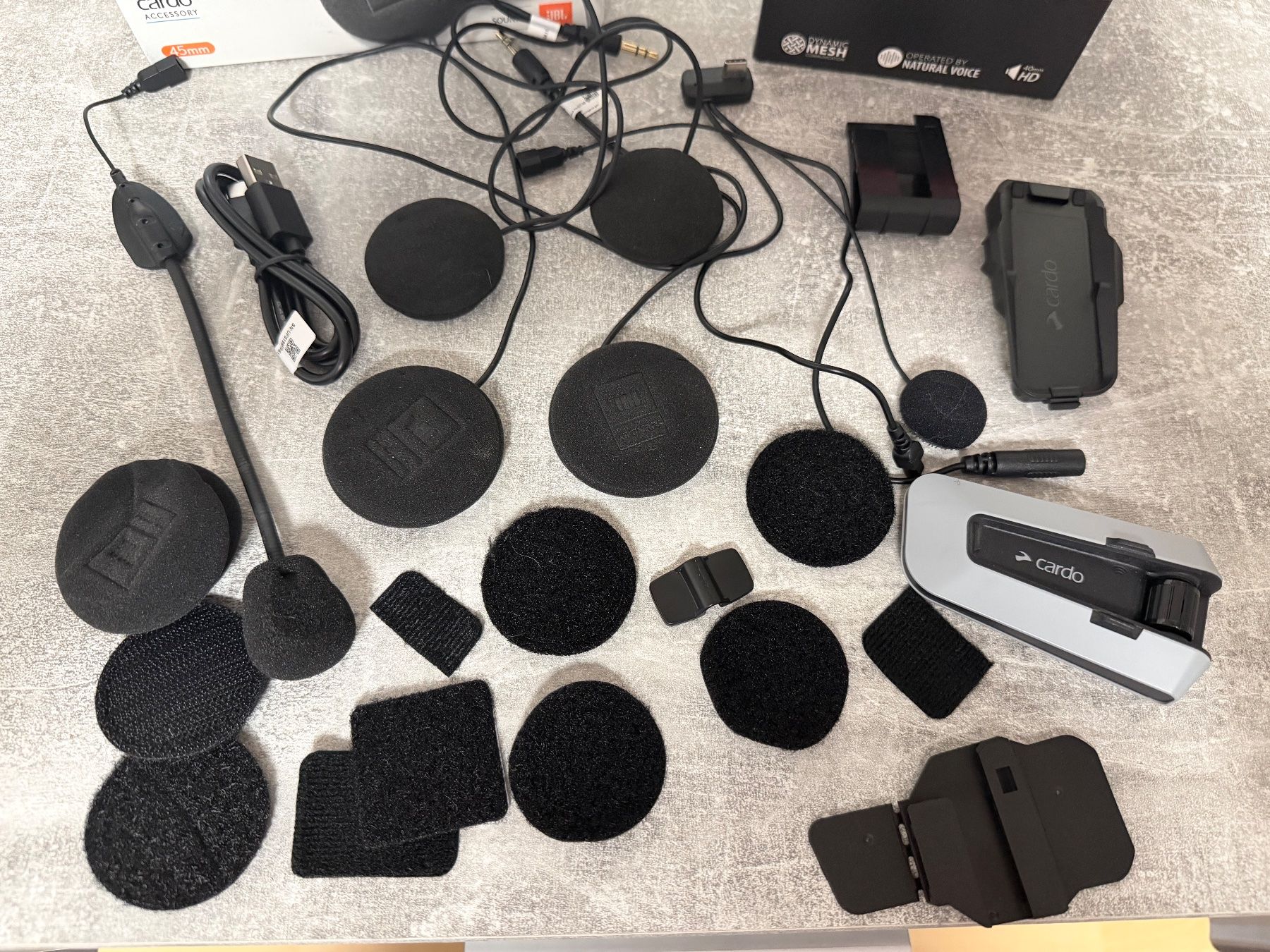 Cardo Kopfhörer: Cardo Packtalk Louis Edition mit JBL Upgrade – Gebraucht aus Thayngen von Karbonara 2