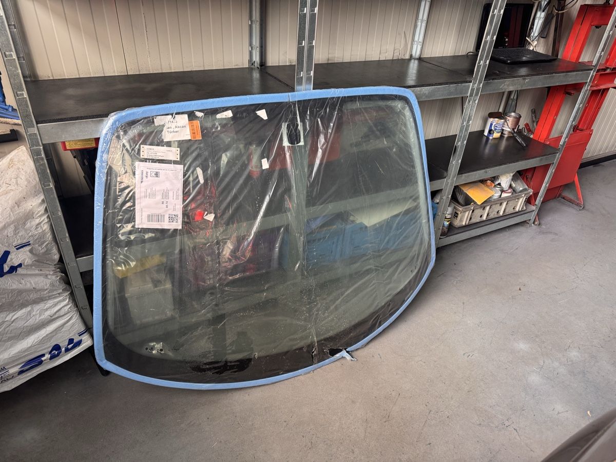 Renault Tutti pezzi di ricambio auto: Windschutzscheibe Renault Scenic II (06/2003-02/2009 – Nuovo e nell'imballaggio originale da Oekingen venduto da Scarface87