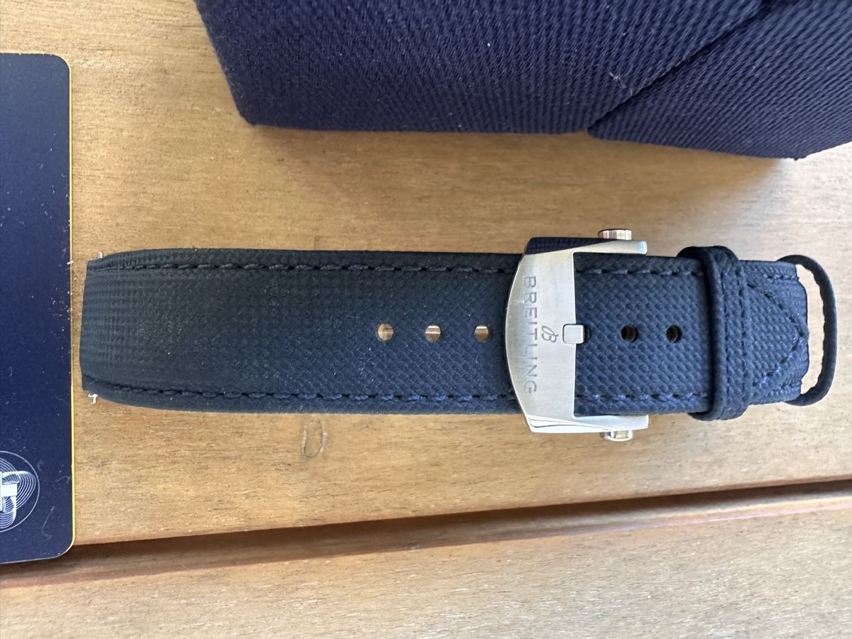 Breitling Orologi: Breitling Avenger 42mm Full Set – Nuovo (secondo la descrizione) da Cointrin venduto da Calibre1755 4
