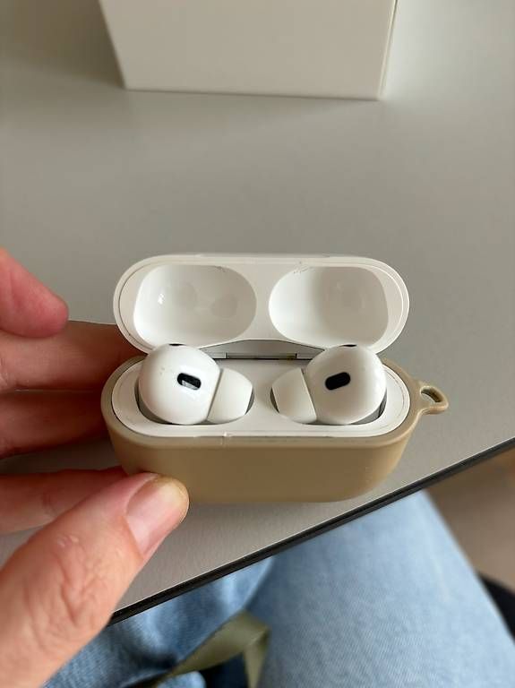 Kopfhörer: Airpods Pro 2nd Generation  – Gebraucht aus Mönchaltorf von flemcity 1