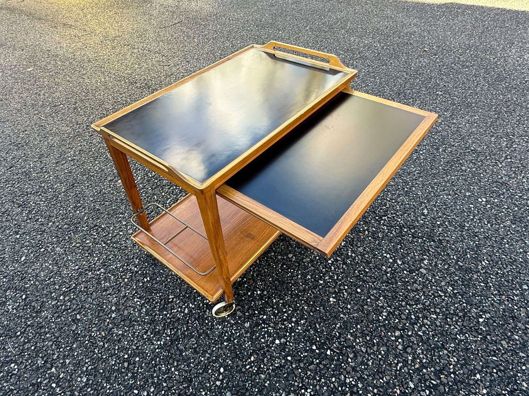 Servierwagen: Vintage Servierwagen / Barwagen – Gebraucht aus Zwingen von moje1 6