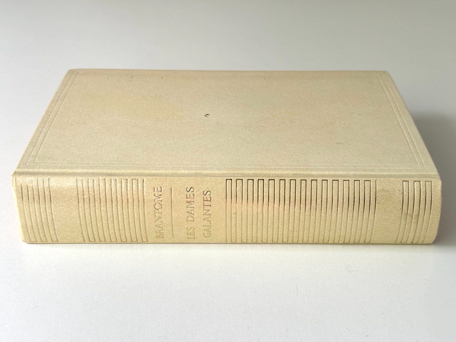 Libri: Brantôme – Les Dames Galantes – Usato da Genève venduto da Reveur 1