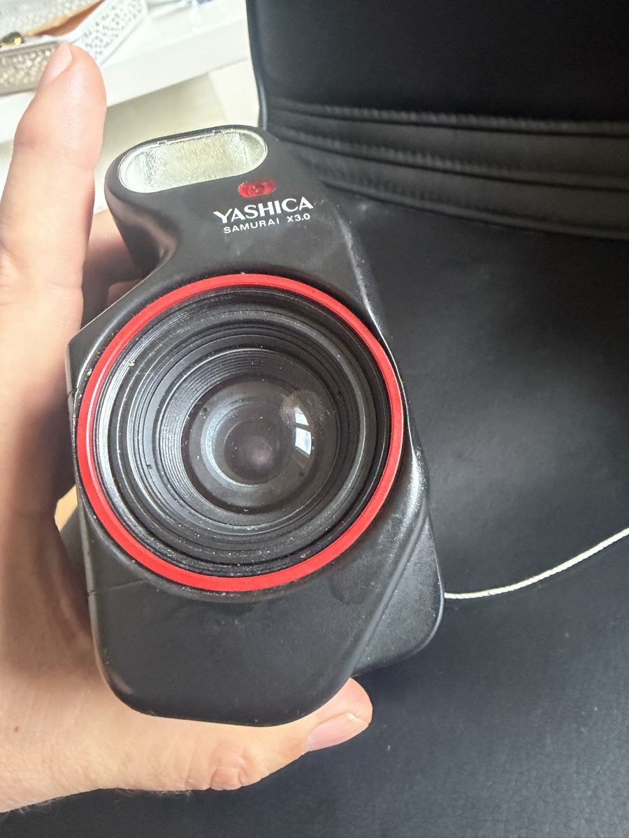 Fotocamera: Yashica Samurai X3.0 – Usato da Baden venduto da noli.r 7