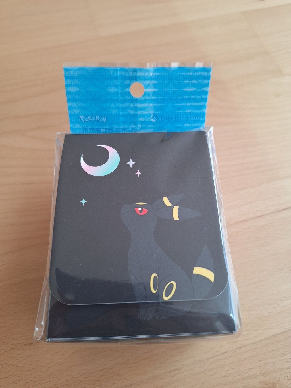 Pokémon Sammelbilder & Trading cards: Deck Box & Premium Gloss Sleeves "Moonlight & Umbreon" – Neu und originalverpackt aus Spreitenbach von misi.m 1