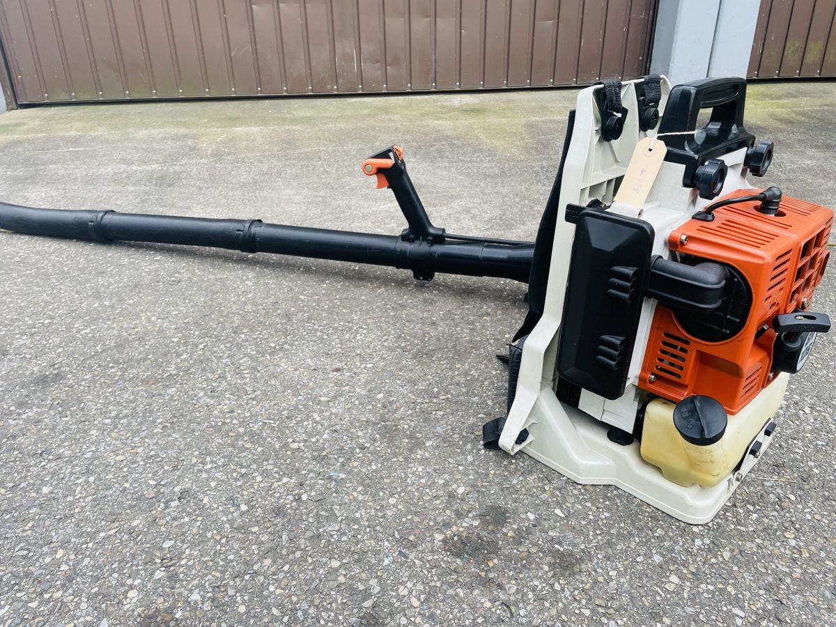 Stihl Soffiatori & Aspiratori per foglie: Laubbläser Stihl BR 106 – Usato da Würenlos venduto da Shop_Shop 3