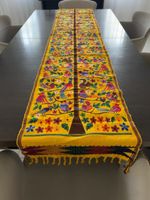 Handgefertigter mexikanischer Tischläufer