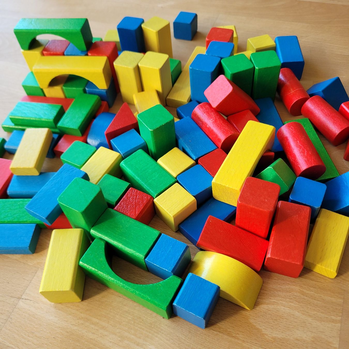 Spielzeuge: Bausteine aus Holz – Gebraucht aus Turgi von abmble 2