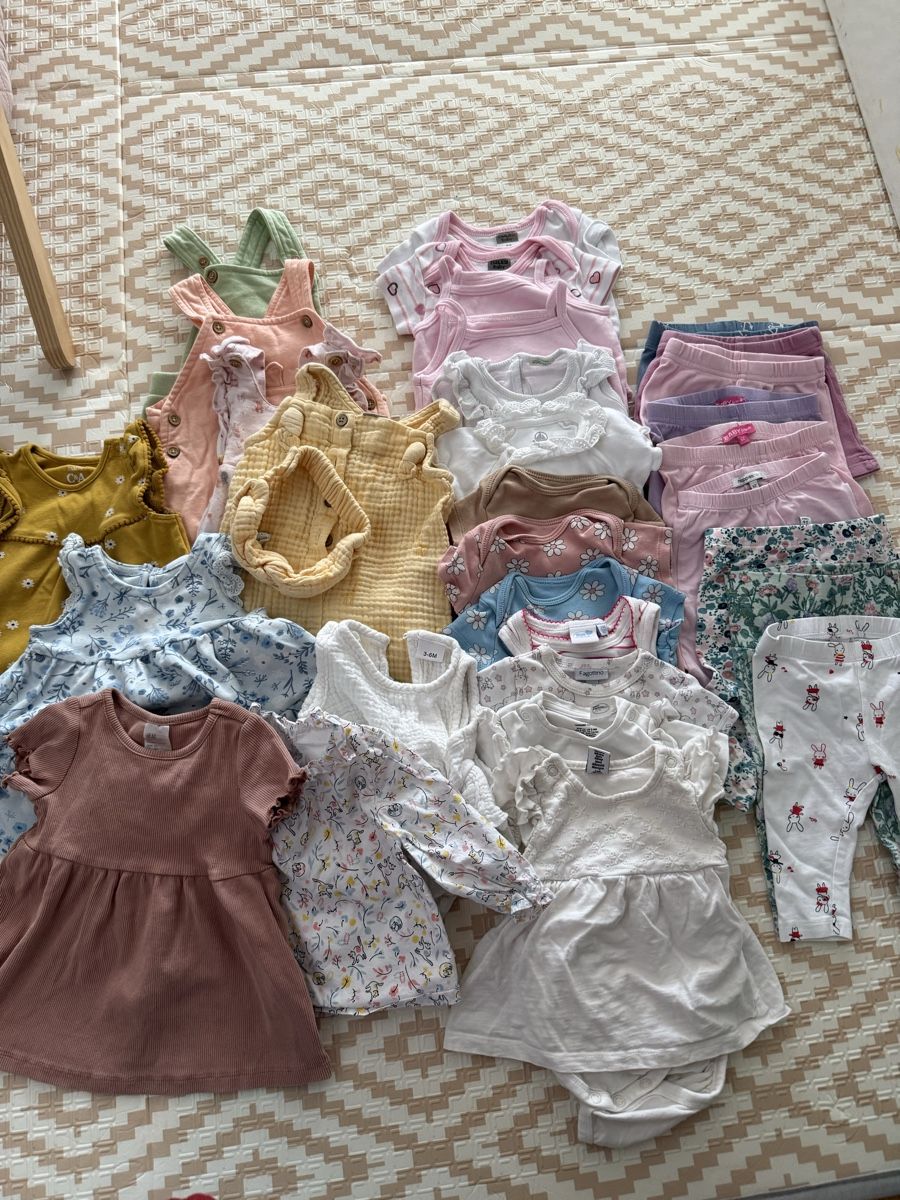 Kleiderpakete & -sets: Baby Kleider Set Mädchen Grösse 62 – Gebraucht aus Würenlos von Style_lounge 1
