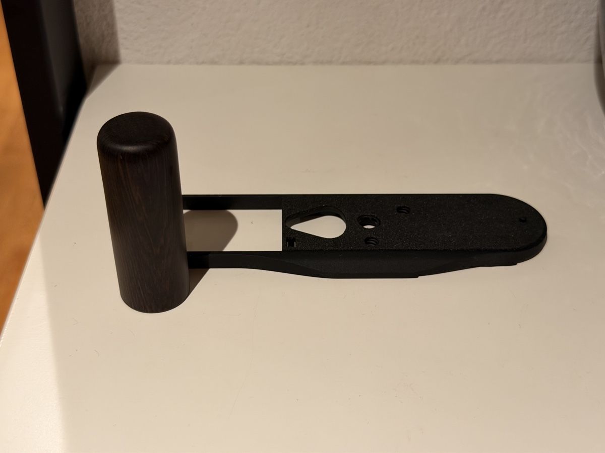 Unità & Adattatore: IDS works pillar handgrip for Leica M11 – Usato da Sennhof venduto da AlxUnder 1