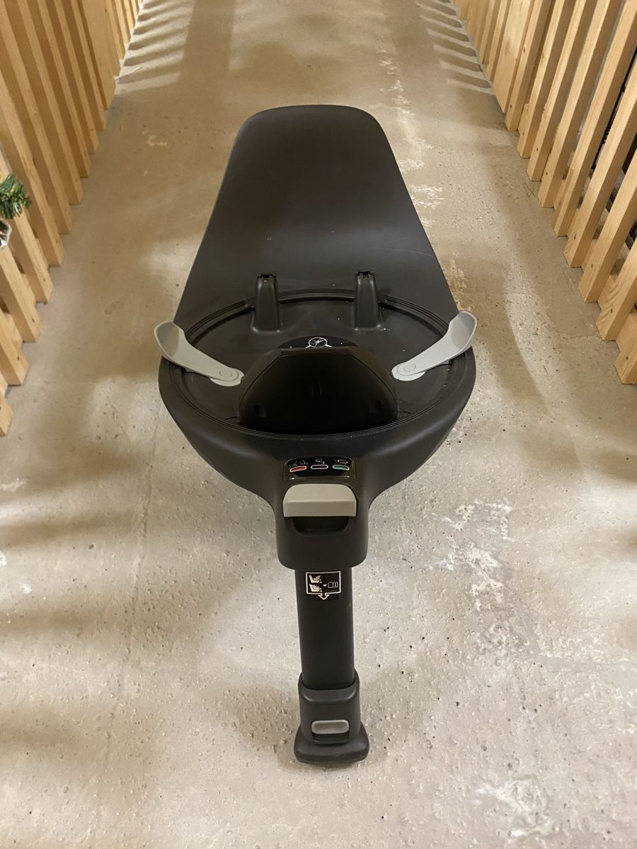 Cybex Sièges auto: Cybex Cloud T I-size Babyschale inkl. Isofix Base – D'occasion à Rorschacherberg par M.Mayer 5