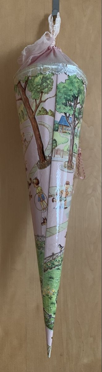 Tutte le decorazioni: Vintage Schultüte, rosa – Usato da Egg b. Zürich venduto da ohtannenbaum 2