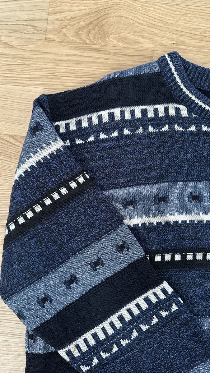 Maglioni & Felpe: Schöner vintage Pullover Grösse M – Usato da Neuenhof venduto da jow_fh6g 1