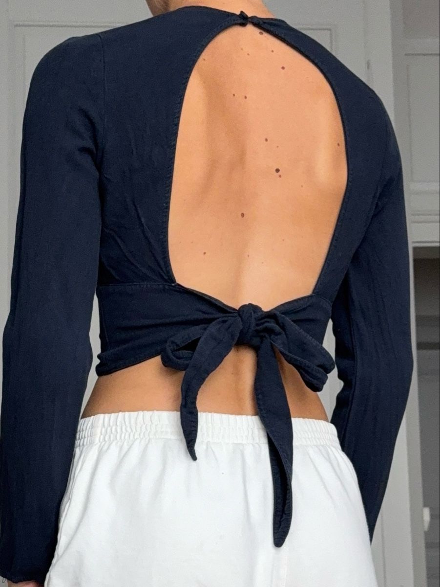 Brandy Melville Camicette: Bluse brandy – Usato da Winterthur venduto da adi_sqz 3