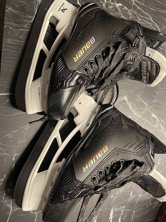 Pattini da ghiaccio: Bauer Supreme TI Shadow Eishockeyschlittschuhe – Usato da Zürich venduto da aaaalex_13