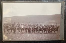 Unité de cavalerie  Photo J. Widmer-Roger Bière 16.4 x 10.4