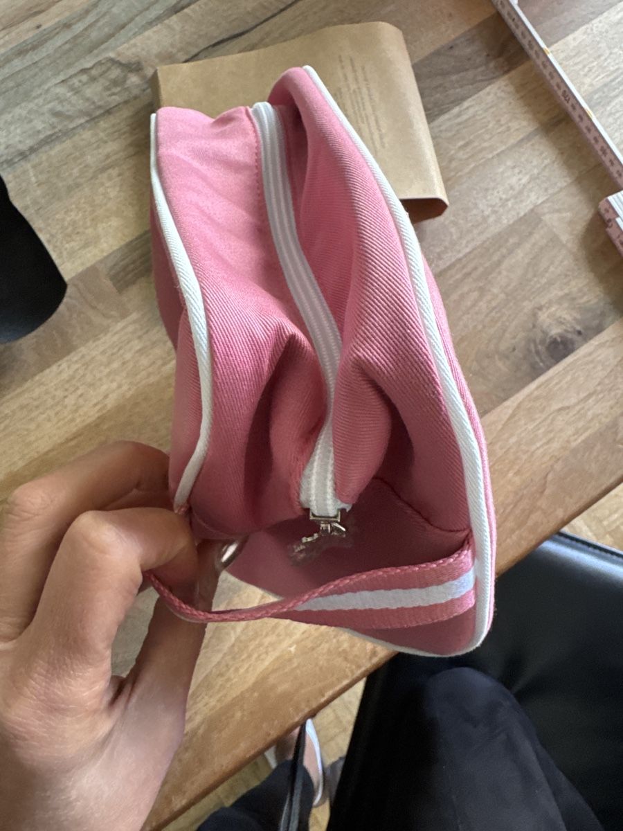Lacoste Custodie per cosmetici: Lacoste Necessaire, Rosa, Neu – Nuovo e nell'imballaggio originale da Zürich venduto da Kia78 2