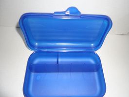 Blaue Kunstoffbox, Znünibox,