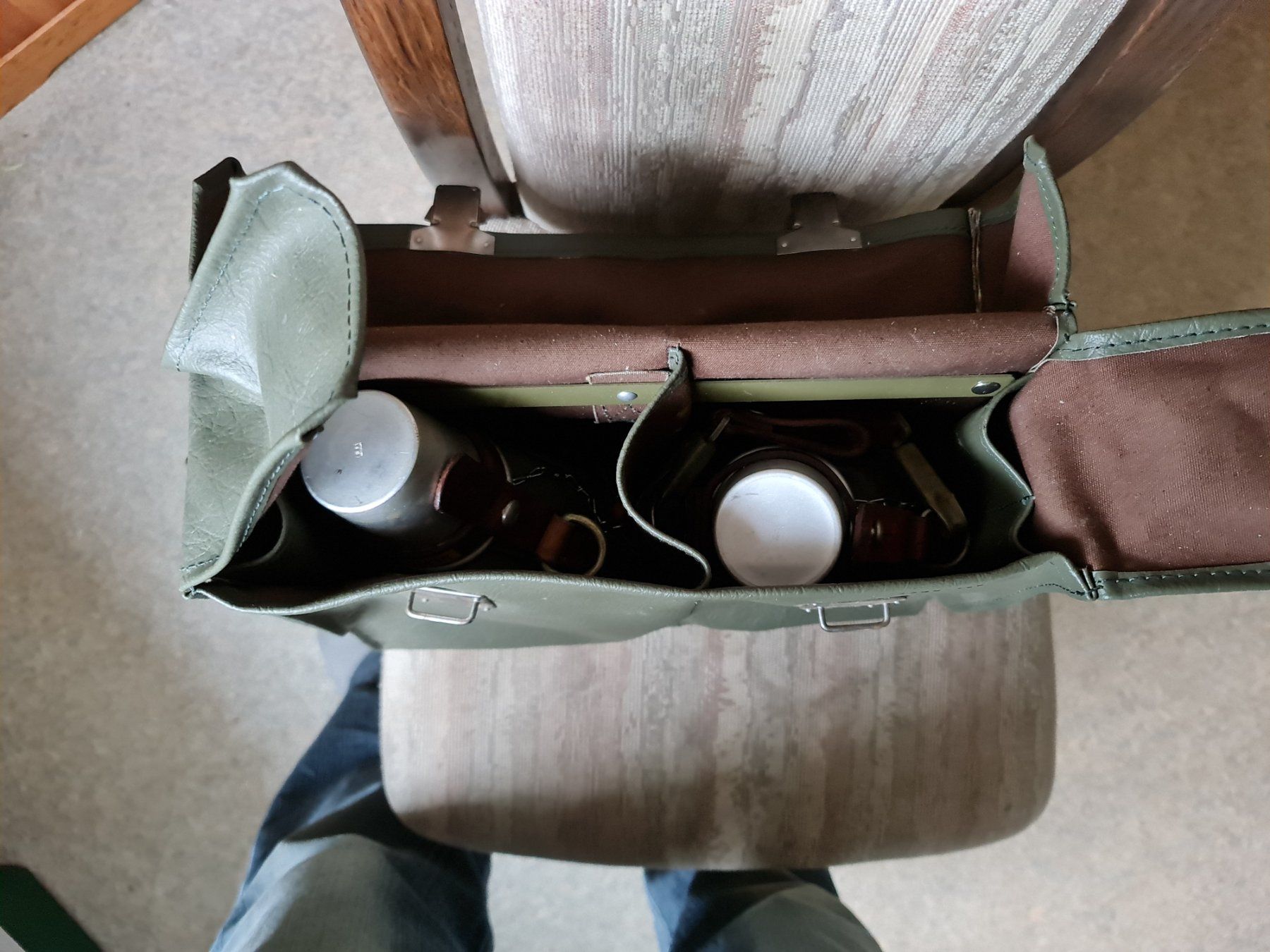 Borse: Zwei Lebelflaschen in Sanitetertasche – Usato da Sins venduto da tomeks 5