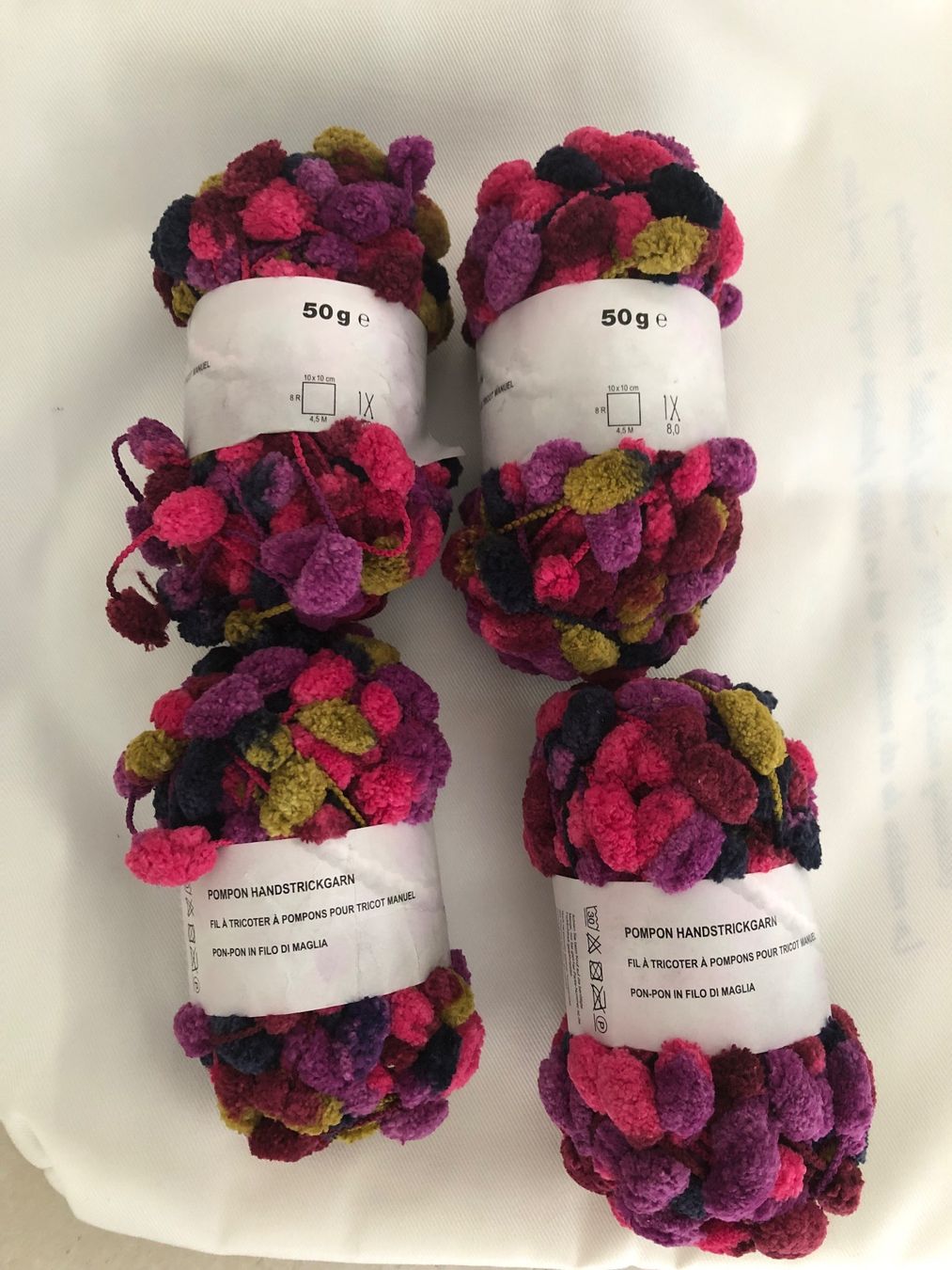 Lana: 4x Pompon Wolle, Handstrickgarn, Basteln, Winterzeit! – Nuovo (secondo la descrizione) da Bremgarten AG venduto da Ora2017 2