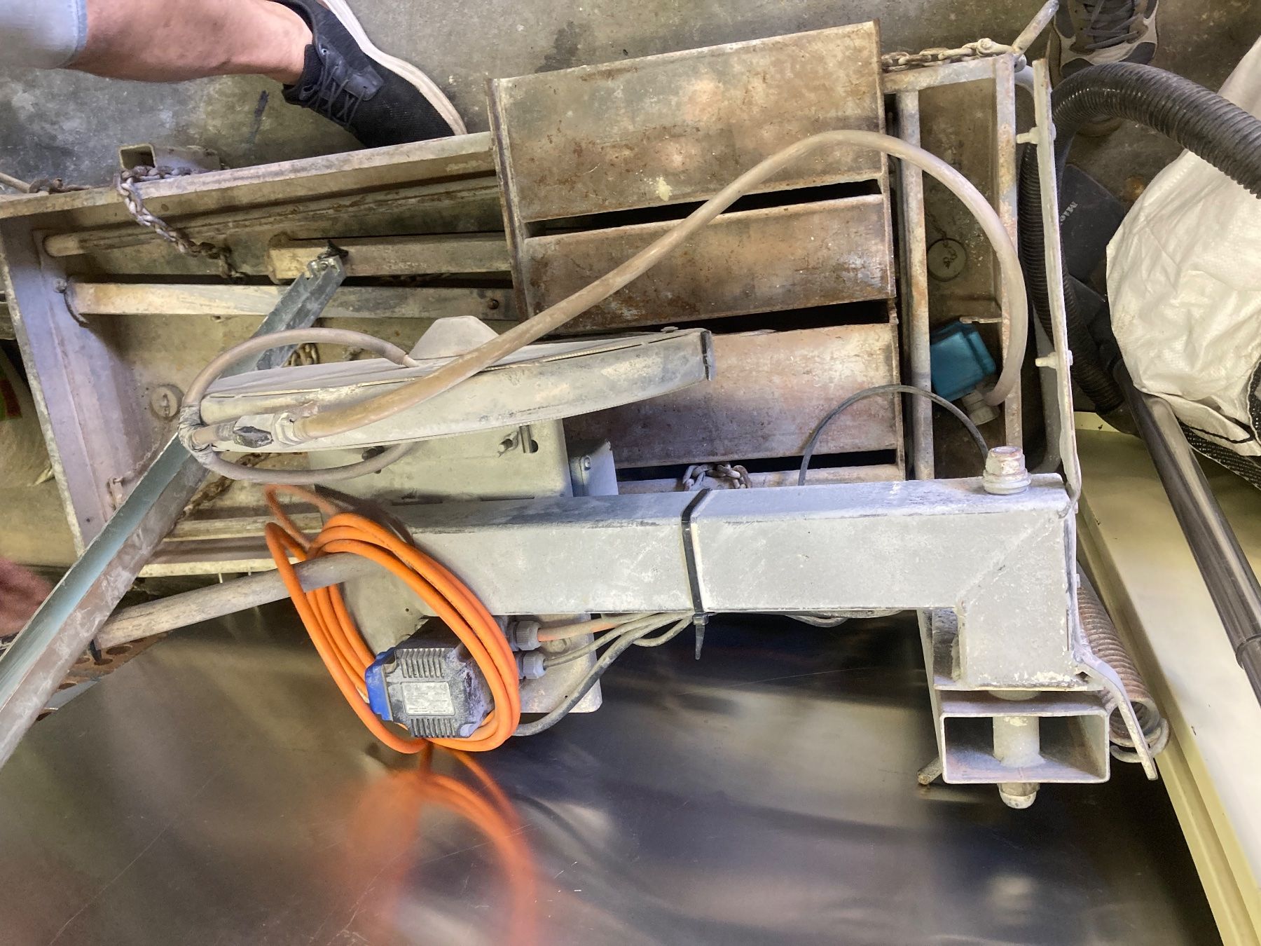 Tutte le macchine: Platten / Stein Säge – Usato da Messen venduto da Auktion-85 2