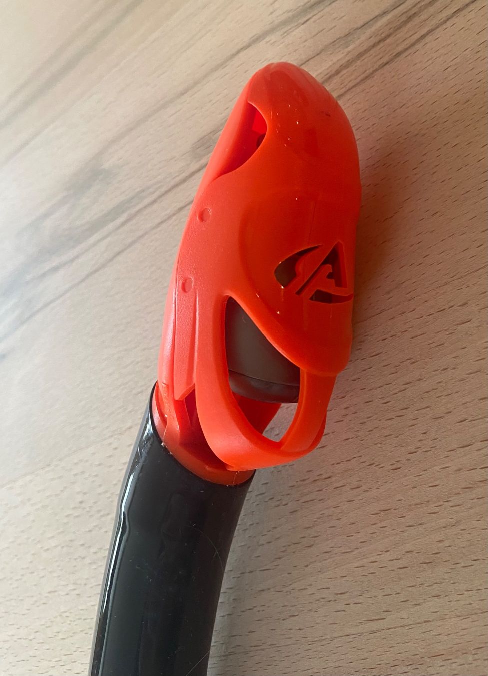 Bombole da sub: Aeris Schnorchel Cuda Dry – Usato da Widnau venduto da ama_7xzk 3