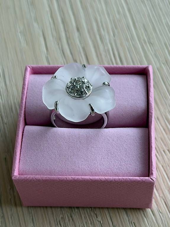 Altri gioielli: Swarovski boucles- bague- collier – Usato da Neyruz FR venduto da Patricia.G. 1