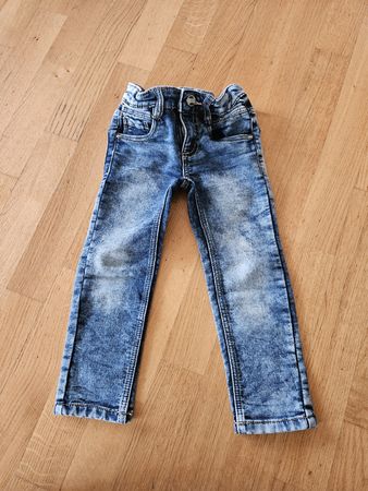 Hosen Grösse 104
