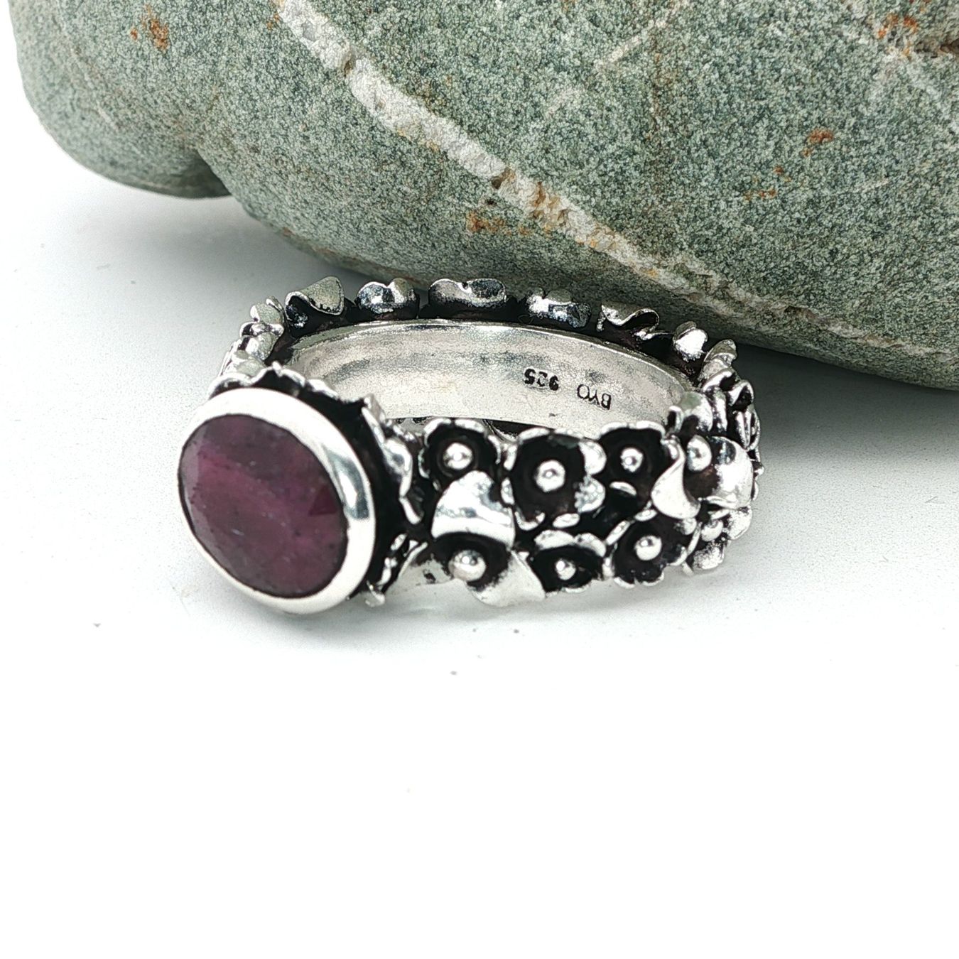 Olga Ribler Anelli: Unikate Silber Ring 925 mit Rubin Grösse 60 – Nuovo (secondo la descrizione) da Luzern venduto da Schmuckoutlet 6