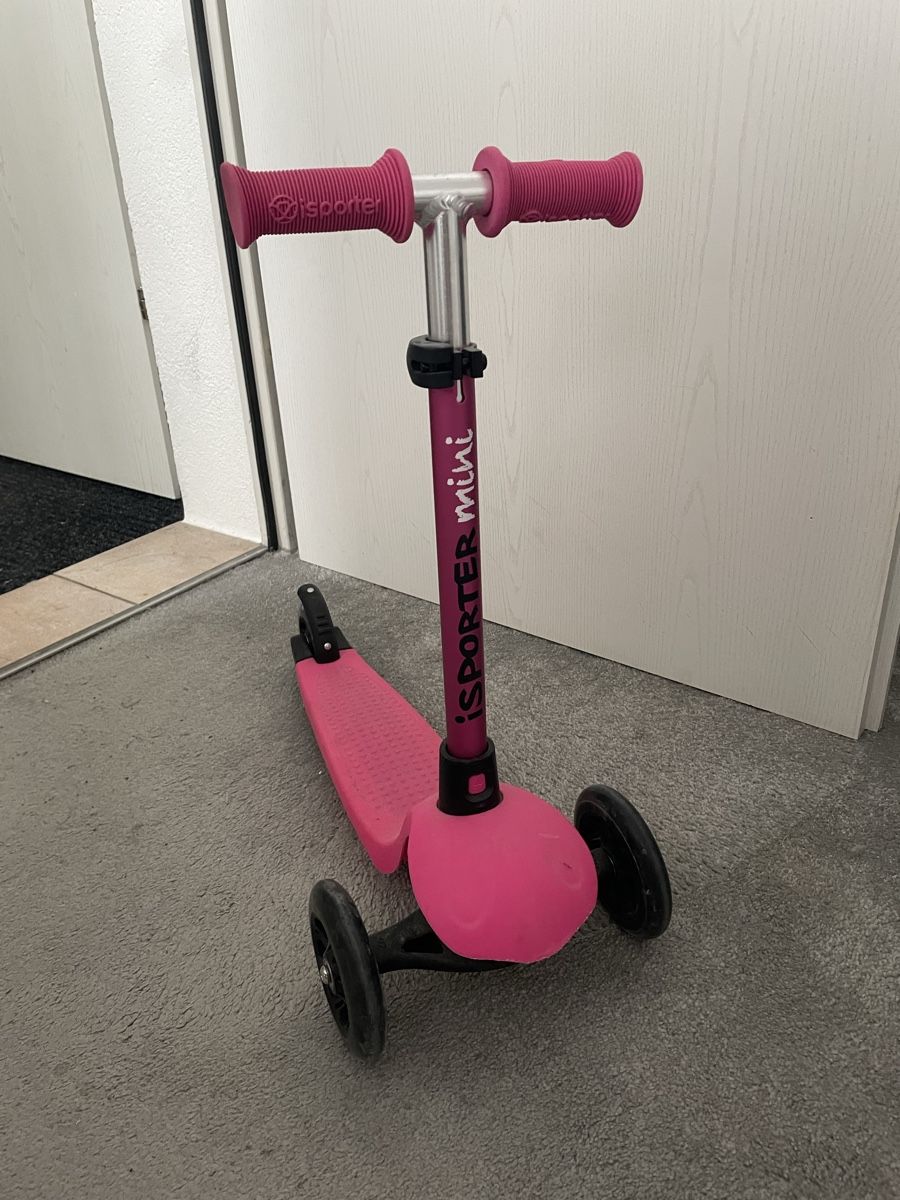 Kickboard: Pinkes isporter Mini Trottinett – Usato da Wallenwil venduto da van_vkm9