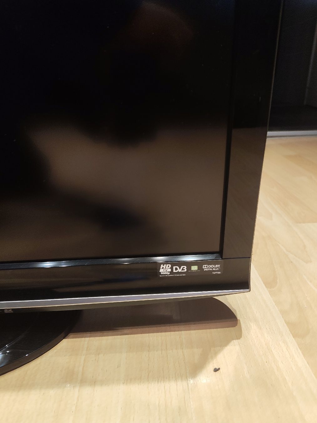 Televisori: panasonic Fernseher  – Usato da Menziken venduto da Dragon-Fuchur 1