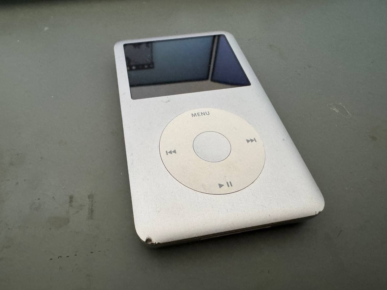 Apple Lettore multimediale portatile: Apple iPod Classic 80 GB Silber - A1238 6. Generation – Usato da Wolhusen venduto da uyan 2