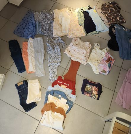 Grosses Mädchen Kleiderpaket, Grösse 86/92