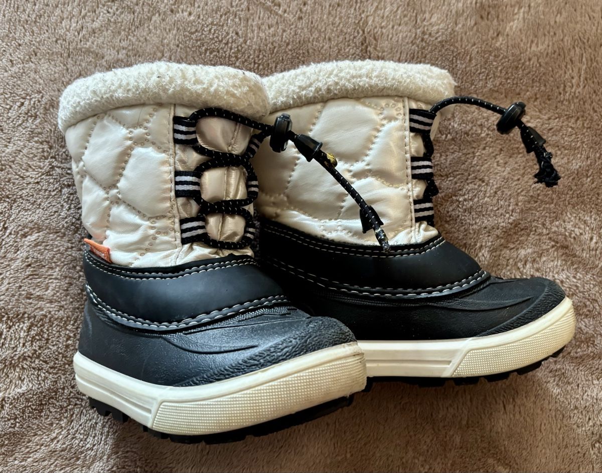 Scarpe per ragazzi: Winterstiefel, Gr. 20-21!!! – Usato da Einsiedeln venduto da sum_xm7z 4