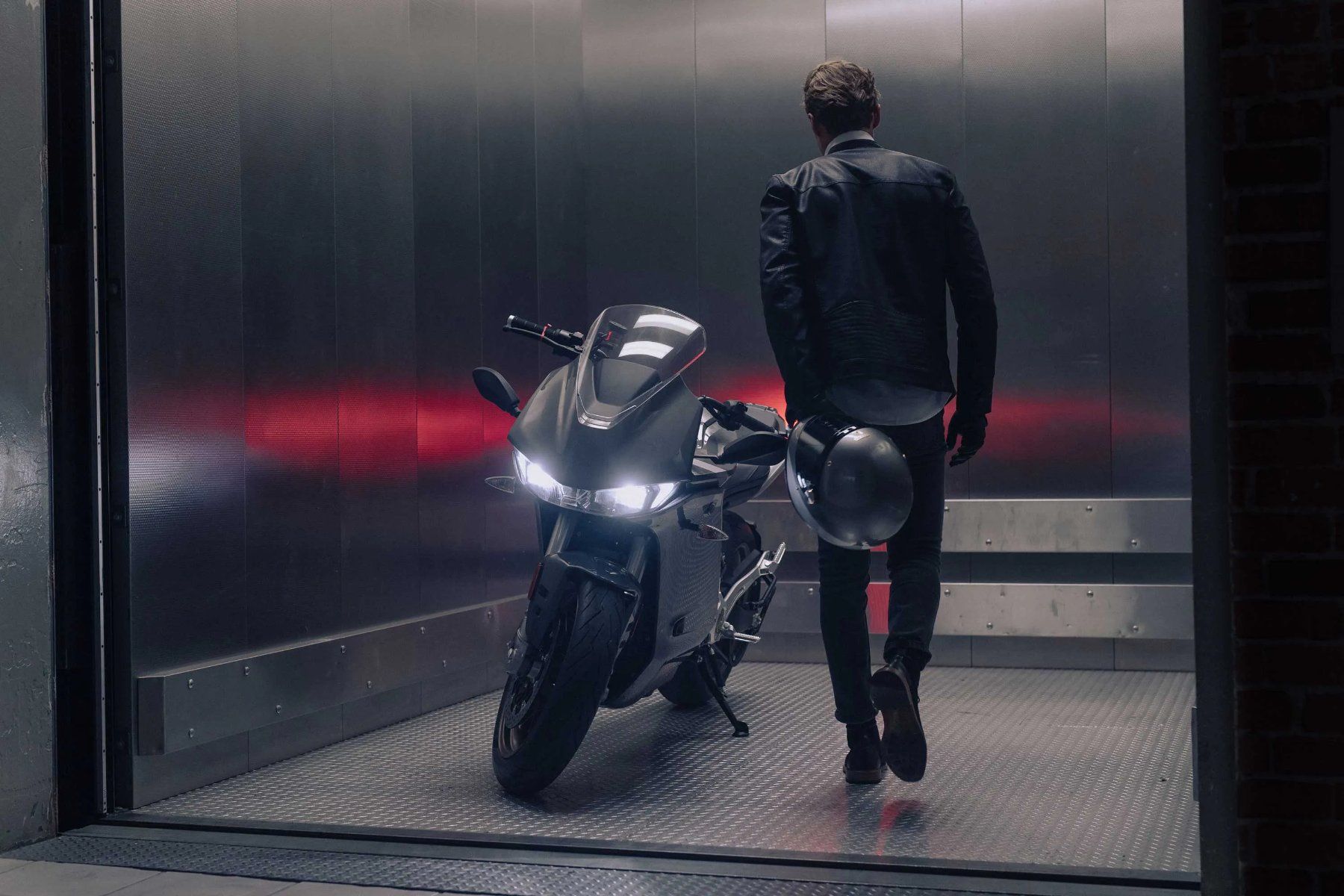 Zero Motorcycles Strasse: Zero SR/S Elektropower Demomodell – Gebraucht aus Seewen SO von Swiss-moto-bike 1