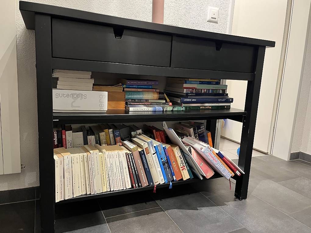 Tavoli: IKEA Konsolentisch – Usato da Pfäffikon SZ venduto da hejaeggi