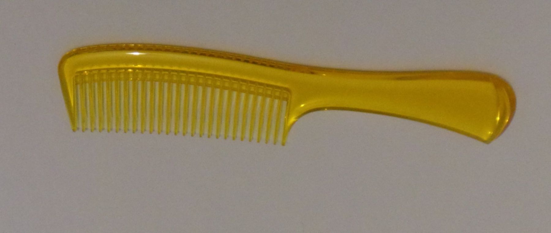 Altro per la cura dei capelli: Gelber Kamm – Nuovo (secondo la descrizione) da Flamatt venduto da Tattoo18