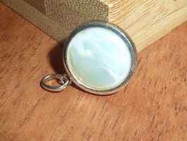 pendentif en argent et nacre unisexe