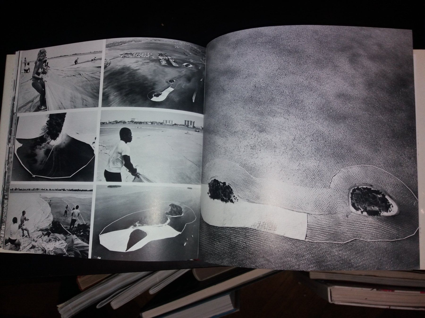 Libri: KUNSTKLASSIK Christo Surrounded Islands – Usato da Welschenrohr venduto da Regool 2