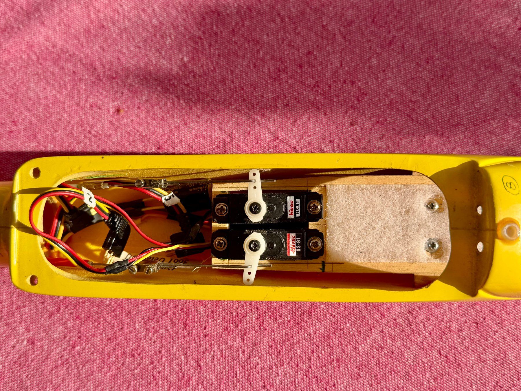 RC Modellbau: Kleiner Elektrosegler – Gebraucht aus Mauren von Awes03 1