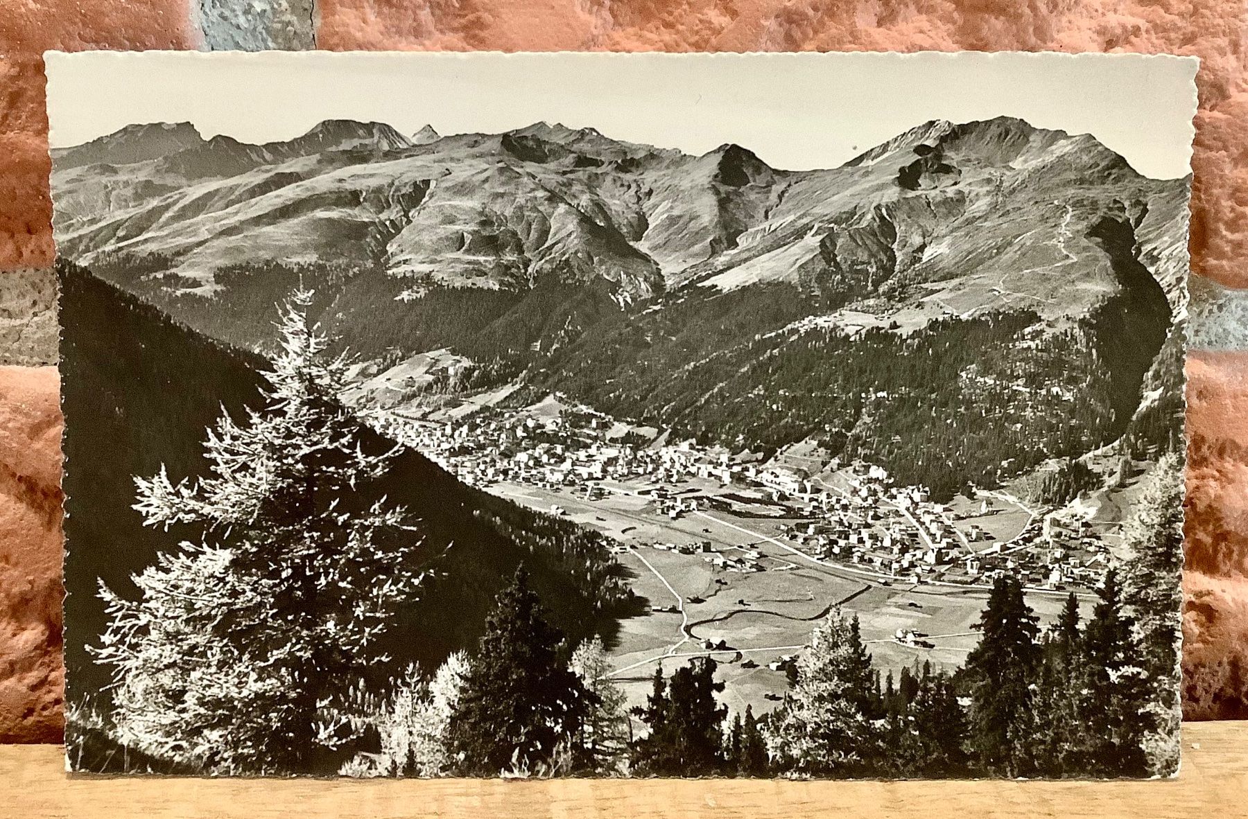 Cartoline postali: 1952 - DAVOS mit Amselfluh, Thiejerfluh & Strelapass Engadin – Usato da Root venduto da ENGLAND-TREASURES
