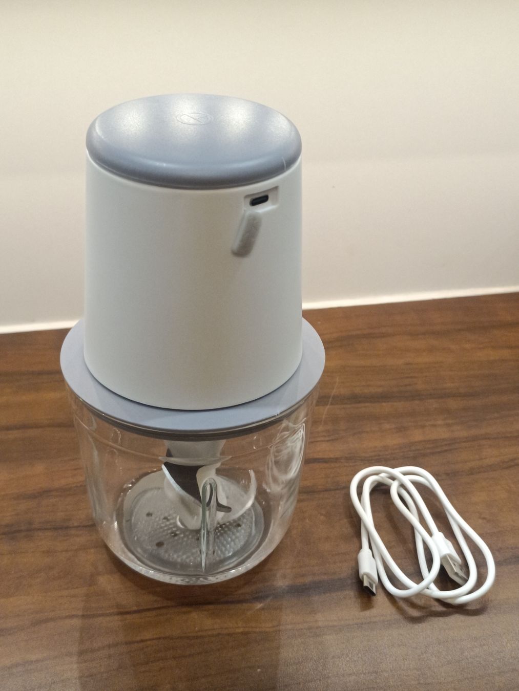 Elettrodomestici da cucina: Elektrischer Mini-Zerkleinerer – Usato da Péry venduto da ElBart0