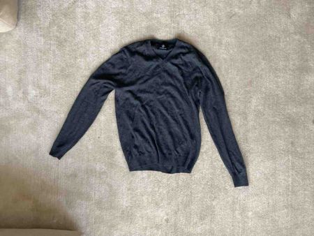 Herren Pullover dunkelgrau V-Ausschnitt gebrauchter Zustand