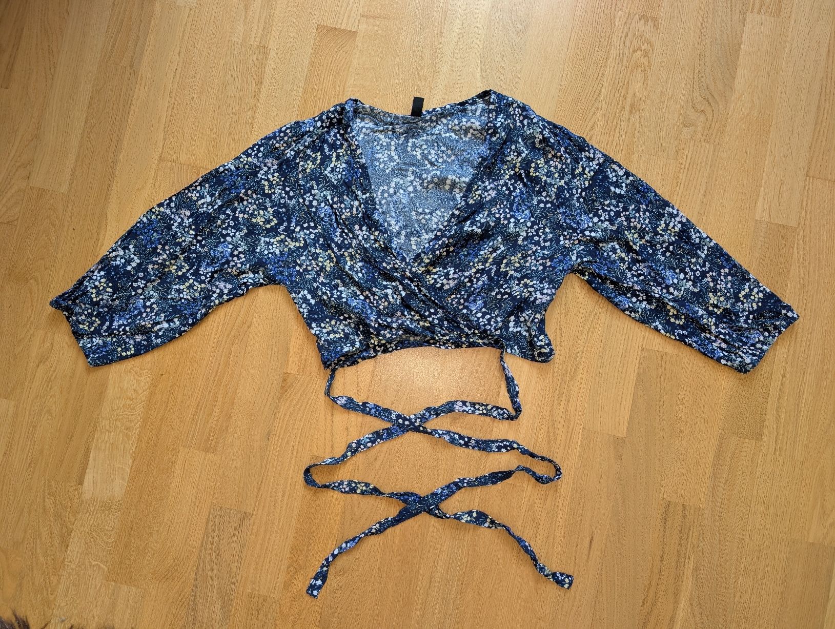Tops: Crop Wickeltop – Neu (gemäss Beschreibung) aus Basel von CorinaPlus