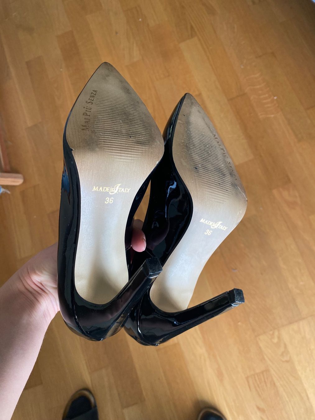 Chaussures femmes: High heals schwarz glänzend – D'occasion à Zürich par pran123 6