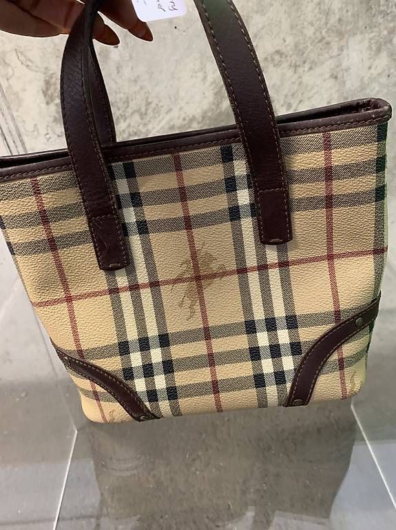 Burberry Taschen für Damen: Zeitlose original Burberry Handtasche – Gebraucht aus Rothrist von Oddymanliane 1