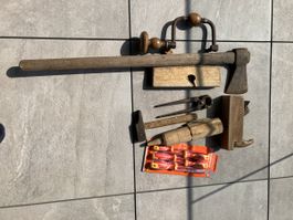 Outils divers anciens