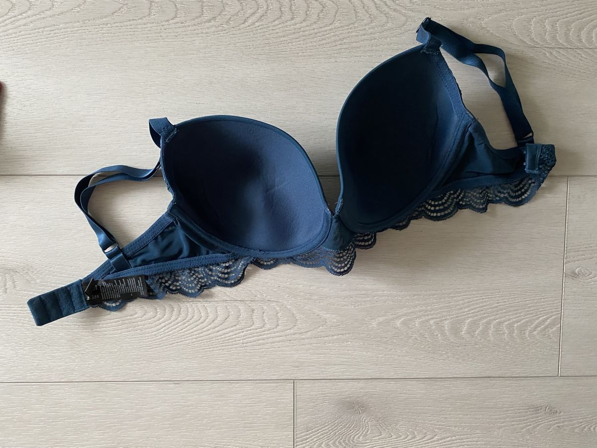 Sonstige Unterwäsche: 2er Set BHs Gr 75E mit Spitze – Neu (gemäss Beschreibung) aus Strengelbach von Bycy 7