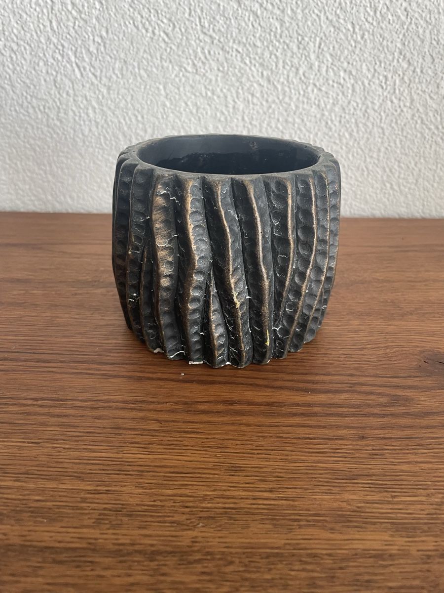 Vasen & Gefässe: Vaso decorativo in ceramica nera – Gebraucht aus murten von Ester09